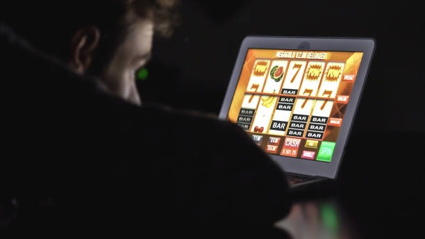 hia toto live-dealer studio with professional dealers